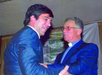 O vice-presidente João Manuel Esteves com o Padre António