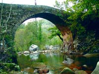 As três pontes que se situarão entre o medieval e a modernidade