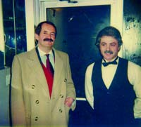 Fernando Almeida com D. Duarte Pio, Duque de Bragana, seu cliente no bar "Lareira" e Nova Iorque