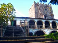 Casa e Torre da Agui