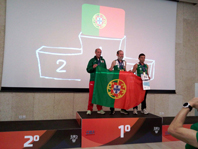 Joaquim S no lugar mais alto do pdio