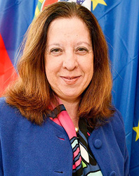 Lusa Pais Lowe (Foto: Luso-Americano)