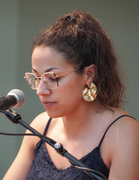 Deputada Dina Mara Sousa na apresentao de propostas para mitigar a problemtica do consumo de drogas nos Arcos