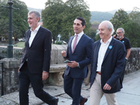 Henrique Gouveia e Melo, candidato  presidncia da Repblica, Germano Amorim, mandatrio concelhio, e Rui Rio, mandatrio nacional