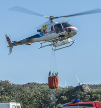 Em �reas de serra, s� o ataque inicial feito por meio(s) a�reo(s) � que trava muitas vezes a progress�o das chamas